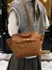 Bolso Retro de Alta Gama para Mujer Nuevo Estilo Otoño e Invierno 2026 Bolso de Hombro Versátil con Estilo Bolso Cruzado de Moda para Viajes