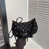 Bolsa de Veludo com Bolinhas de Ombro Único Feminina 2026 Novo Estilo Coreano Retro Bolsa Transversal com Cordão Versátil para o Dia a Dia Bolsa Dumpling