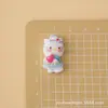 Accesorios de resina para manualidades de dibujos animados, incluyendo artículos con temática de gatos, pegamento color crema, pinzas para el cabello, fundas para teléfonos, dijes para zapatos, llaveros y colgantes