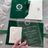 Porta-Cartão de Convite de Casamento de Veludo Verde Militar Personalizado para Atacado, Cartão de Convite de Acrílico Carimbado a Ouro, Nicho de Alto Padrão