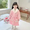 Toalla de Baño para Niñas Otoño e Invierno Franela Niños Dibujos Animados Forro Polar Bata de Dormir Niña Terciopelo Coral Gorro de Baño Bata de Baño Invierno