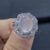 Anillo femenino de calcedonia blanca hielo con incrustaciones plateadas y diamantes, elegante anillo de jade atmosférico de ágata verde, venta al por mayor.