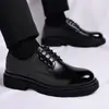 Sapatos de couro masculinos primavera plataforma britânica casual sapatos derby homens roupa formal casamento preto low- top botas martin 22717