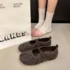 Sapatos femininos estilo coreano com bolinhas, que aumentam a altura, de bico dividido, coleção outono 2026, versáteis para o trabalho, de bico baixo, com tira cruzada, modelo Mary Jane