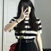 Camiseta de Tirantes de Seda Helada de Punto Rayas Estilo Hong Kong para Mujer Verano Adelgazante Diseño con Sentido Top Corto Chic Interior