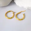 Pendientes Vintage de Acero Inoxidable de Alambre Plano con Patrón de la Gran Muralla de Nuevo Estilo, Accesorios para Orejas Versátiles de Moda con Personalidad Geométrica de Acero de Titanio