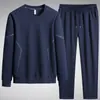 Traje Deportivo Casual para Hombre 2026, Conjunto de Tres Piezas para Primavera y Otoño, Ropa para Hombres de Mediana Edad y Padres Mayores, Atuendo de Primavera Tallas Grandes