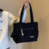 Bolsa feminina 2023 nova outono e inverno transversal bolsa de balde de grande capacidade estilo coreano veludo cotelê veludo cotelê flanela portátil bolsa grande