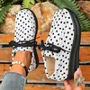 2026 Comercio Exterior Transfronterizo Exportación Primavera/Verano Nuevos Zapatos de Lona Slip-On Suela Suave Planos Zapatos de Mamá Antideslizantes Casuales