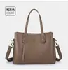 Bolsas de mano para mujer para el trabajo al por mayor transfronteriza nuevas versátiles para dama bolsas grandes de capacidad casuales bandoleras bolsas de mujer grandes