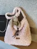 2025 Bolsa Transversal Versátil de Pelúcia Grande Capacidade Outono/Inverno Nova Moda Coreana Tendência Elegante Bolsa de Ombro