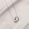 Pulsera de Acero de Titanio con Doble Anillo y Números Romanos para Mujer con Diamantes, Moderna, Sencilla, Oro Rosa, Versátil y Joyería de Mano de Alta Gama