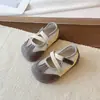 Nuevos zapatos de niña de corte bajo, bailarinas Mary Jane versátiles, zapatillas transpirables para niños, cómodos y casuales para la primavera y el otoño de 2026