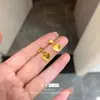Tienda de Oro Mismo Estilo Pendientes de Botón Doble Corazón Chapados en Oro de 24 Quilates Pendientes Elegantes Moda Versátil Joyería para Mujer Al por Mayor