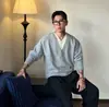 Suéter de punto cruzado simple de imitación dos piezas con cuello en V, alta calidad, casual, otoño e invierno, suéter cheanfit de terciopelo ártico