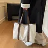 Bolsa Tote de Nicho de Alta Qualidade, Bolsa Casual Simples Retrô para Mulheres, Nova Tendência 2026 Bolsa de Ombro Grande Capacidade Estilo Preguiçoso