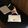 Bolsas femininas transfronteiriças 2026 moda novo estilo bolsa de mão versátil com design de nicho único, bolsa de ombro e transversal
