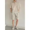 Conjunto Esportivo Verão Estilo Hong Kong Coreano Personalizado em Estoque para Homens, Camiseta Solta, Conjunto Simples de Manga Curta para Estudantes