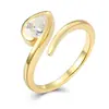 Anel Fashion em Prata 925 Esterlina Cravejado com Zircônia Nicho Alto Padrão Feminino Elegante Aberto Linha Geométrica Anel Lote Fixo