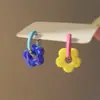 Adecuado para pendientes de flor de color dopamina de primavera, aretes de tachuela de corazón pequeño dulces y lindos para mujer, nuevo 2025