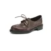 2025 Novos Sapatos Retro Romanos de Salto Médio com Padrão Arranhado à Mão Cadarço Sapatos Blow 33-43 Tamanho Desejo Sapatos de Comércio Exterior