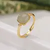 Yilu Anel Quadrado Geométrico Casual Retrô de Prata Esterlina S925 Banhado a Ouro Jade Hetian Jade Água Clara Âmbar Mel Anel de Prata