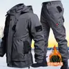 Estilo Caliente Nuevo Transfronterizo Chaqueta de Montañismo Impermeable con Forro Polar Soft Shell Tres en Uno Táctica para Llevar Ropa de Trabajo para Ciclismo de Invierno