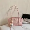 Bolsa de Ombro Retro de Grande Capacidade para Mulheres 2026 Nova Moda Simples e Personalizada Bolsa de Mão Tote