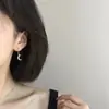 Brincos Meia-Lua para Mulheres, Brincos Pequenos de Personalidade Estilo Coreano, Brincos de Celebridade da Internet, Clipes de Orelha Minimalistas, Acessórios de Orelha da Moda