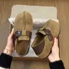 Zapatos de mujer de caña baja con suelas gruesas que aumentan la altura interior, uso bidireccional, nuevo estilo otoño 2026, mocasines sin cordones con correas de hebilla y punta profunda