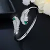 Pulsera Clásica Retro Estilo Palacio de Alas de Plumas Esmeralda Completamente Incrustada con Circonita Venta Caliente Transfronteriza al por Mayor