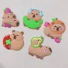Etiqueta de equipaje de capibara linda famosa en Internet Kabibala accesorios zapatos flor comida juego etiqueta de equipaje etiqueta de identificación colgante