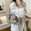 Bolso de Hombro Simple Versátil para Mujer, Nuevo para el Verano 2026, Transfronterizo, para Viajar al Trabajo y Ocio, Bolso Tote de Gran Capacidad