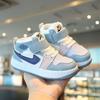 Zapatos Deportivos Infantiles 2025 Primavera y Otoño Nuevos Zapatos Casuales para Niñas de Caña Alta Antideslizantes Tenis para Niños Zapatos de Bebé con Suela Suave