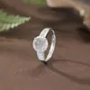 Anillo de Jade de Espuma de Agua Facial de Huevo Natural de Moda para Mujer Plata de Ley S925 Diseño Único Incrustado con Jade de Hielo Alto y Transparente