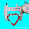 Venta al por mayor en stock No. 5 Hebilla de Alambre de Acero con Forma de Corazón Mosquetón de Aleación de Aluminio con Forma de Corazón de Durazno Gancho Mini para Equipaje DIY