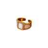 Anillo Abierto Estilo Retro Madreperla Diamante Lujo Ligero Gama Alta Exquisito Diseño de Anillo para Dedo Índice Joyería de Mano de Nicho Venta al Por Mayor