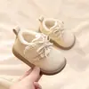 2026 Botas de Couro Princesa Infantis Outono Plus Veludo Acabamento em Renda para Bebê Menina Solado Macio Calçados Casuais para Caminhada Botas Quentes