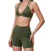 Nuevo traje deportivo bicolor para mujer, a prueba de impactos, de soporte, transpirable, sujetador deportivo y shorts de yoga de dos piezas falsos