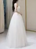 Vestido de novia ligero con diseño strapless, hecho de malla, simple y único con un toque de alta gama, con encaje de lunares, perfecto para fotografía de viajes al aire libre, súper etéreo y largo hasta el suelo