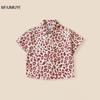 Traje de verano para niño 2025, nuevo estilo occidental, conjunto informal de dos piezas con estampado de leopardo y camisa de manga corta.