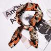 Lenço Pequeno Dupla Face de Primavera e Outono Fivela Decorativa de Pano Feita à Mão Lenço Decorativo Feminino Coreano Artístico Versátil Lenço Pequeno Retrô