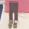 Pantalones Base Nuevos de Otoño e Invierno para Niñas con Forro Polar y Engrosados, Se Pueden Usar Afuera, Cubrecalcetines de Dibujos Animados con Estilo, Pantalones Cortos Cálidos de Retazos para Niños