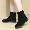 Botas de Cano Curto Forradas com Lã para Mulheres 2026 Novo Estilo de Inverno Botas de Algodão Grossas e Planas para Mulheres de Meia-Idade e Idosas, Botas Curtas Quentes e Antiderrapantes