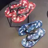 Chanclas de verano para hombre, sandalias de playa antideslizantes de moda para exteriores, sandalias de dedo del pie duraderas para hombre