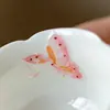 Taza Maestra de Pie Pintada a Mano Arita-Yaki con Diseño de Mariposas Pastel, Taza de Té de Alto Valor Estético, Taza de Degustación para Juego de Té Kung Fu
