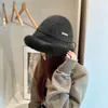 Sombrero de Pescador Grueso de Felpa Cubierta Grande para Cabeza de Invierno Exhibición Facial Sombrero Pequeño Sombrero de Pescador Grueso Cálido a Prueba de Frío para Mujer
