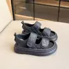 Sapatos para Meninas Sandálias Esportivas Infantis Novo Estilo de Verão 2025 Crianças Maiores Meninas Solado Macio Praia Meninos'