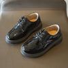 Sapatos de couro para meninos, sola macia, primavera e outono, preto, estilo britânico, sapatos infantis, sapatos de camada única, sapatos infantis para alunos do ensino fundamental e médio