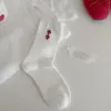 Calcetines holgados de sal marina azul grisáceo para primavera y otoño para mujer, calcetines dulces de estilo coreano a rayas florales de media pantorrilla, estilo fino y transpirable con bordes rizados